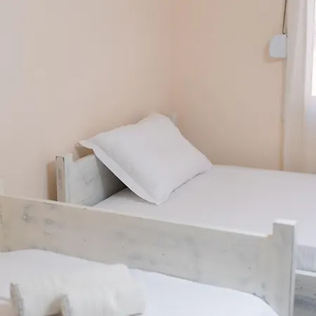 Central Mytilene City-View Apartment For 7 Exterior photo
