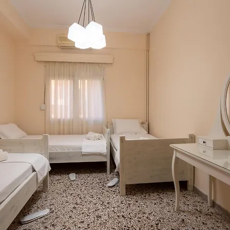 Central Mytilene City-View Apartment For 7 Exterior photo