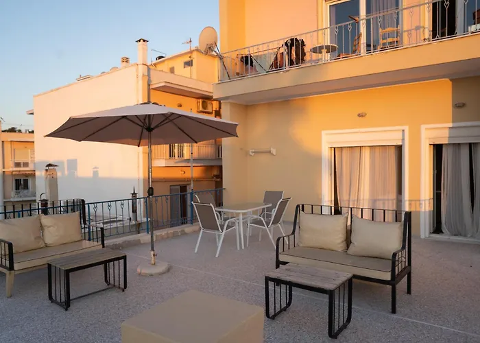 Central Mytilene City-View Apartment For 7