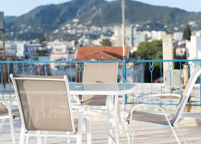 Central Mytilene City-View Apartment For 7