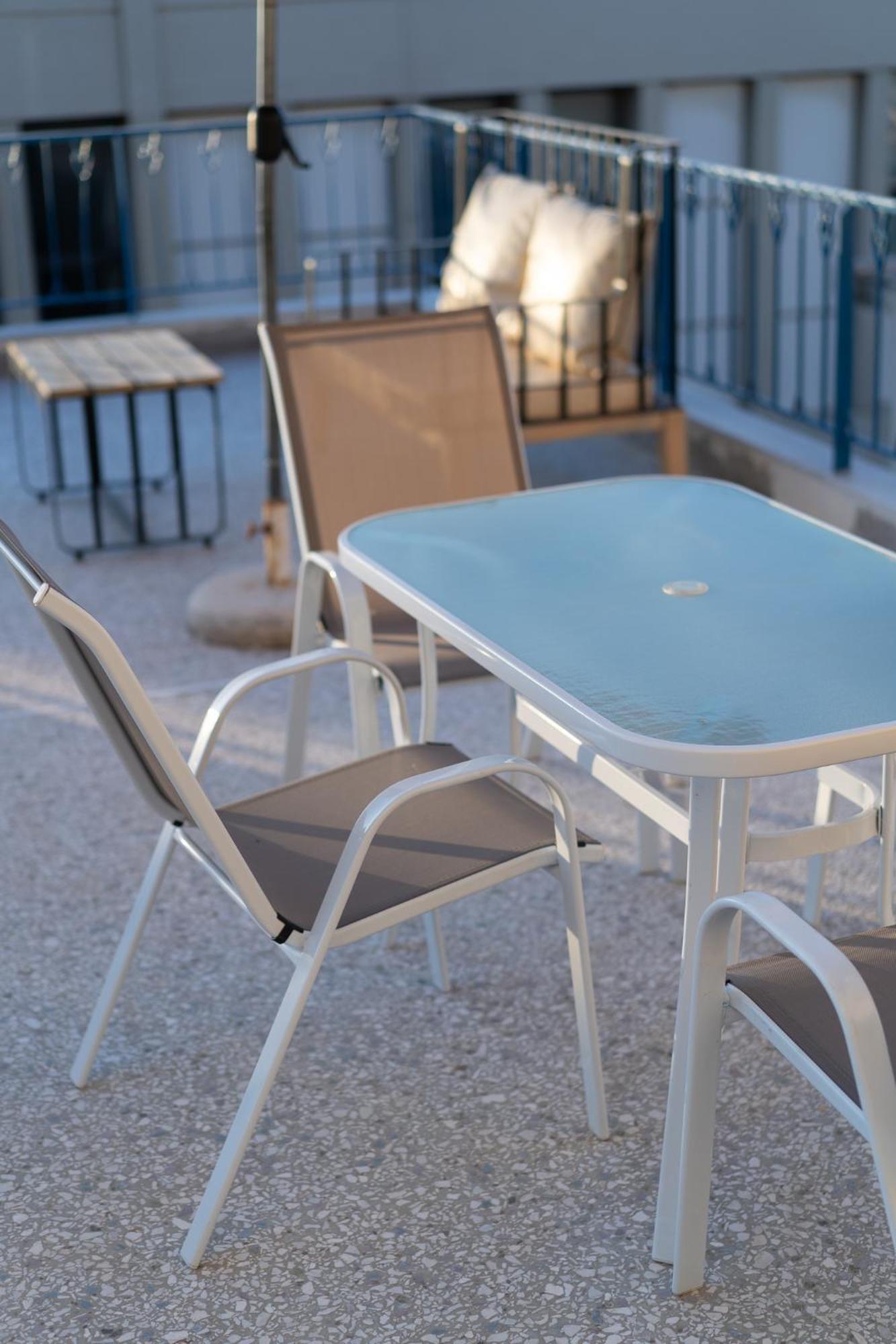 Apartment City-view For 7 Mytilene